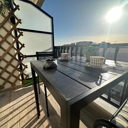 אתונה Glyfada Sunset Seaview Cozy Apartment A מראה חיצוני תמונה