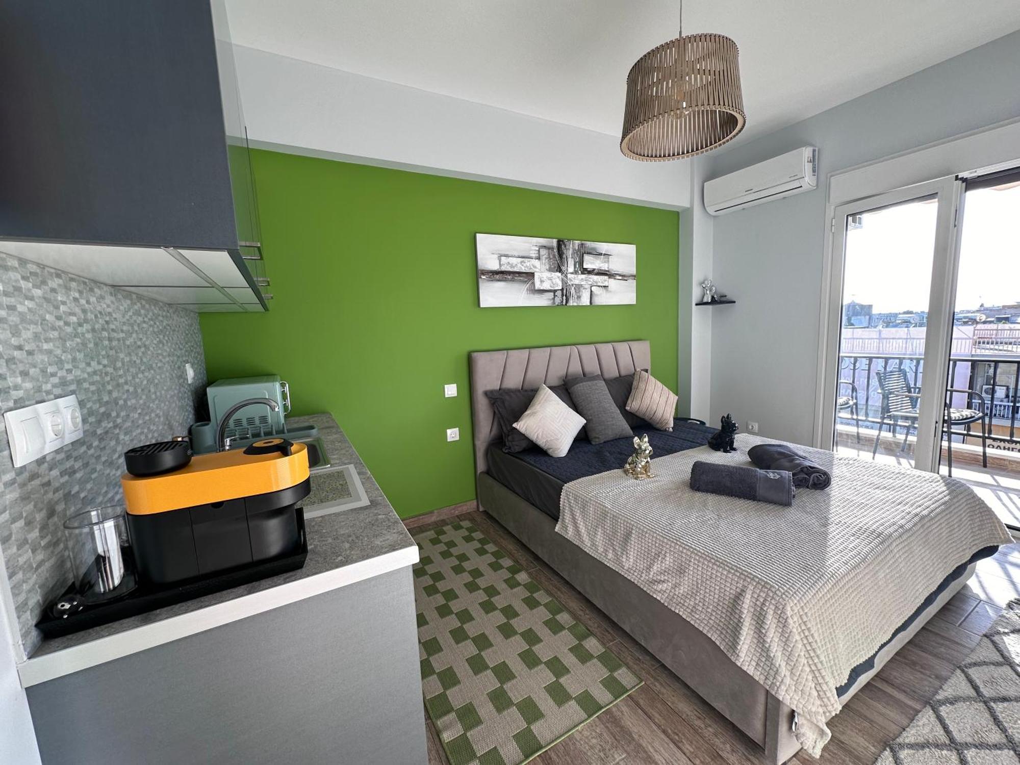 אתונה Glyfada Sunset Seaview Cozy Apartment A מראה חיצוני תמונה