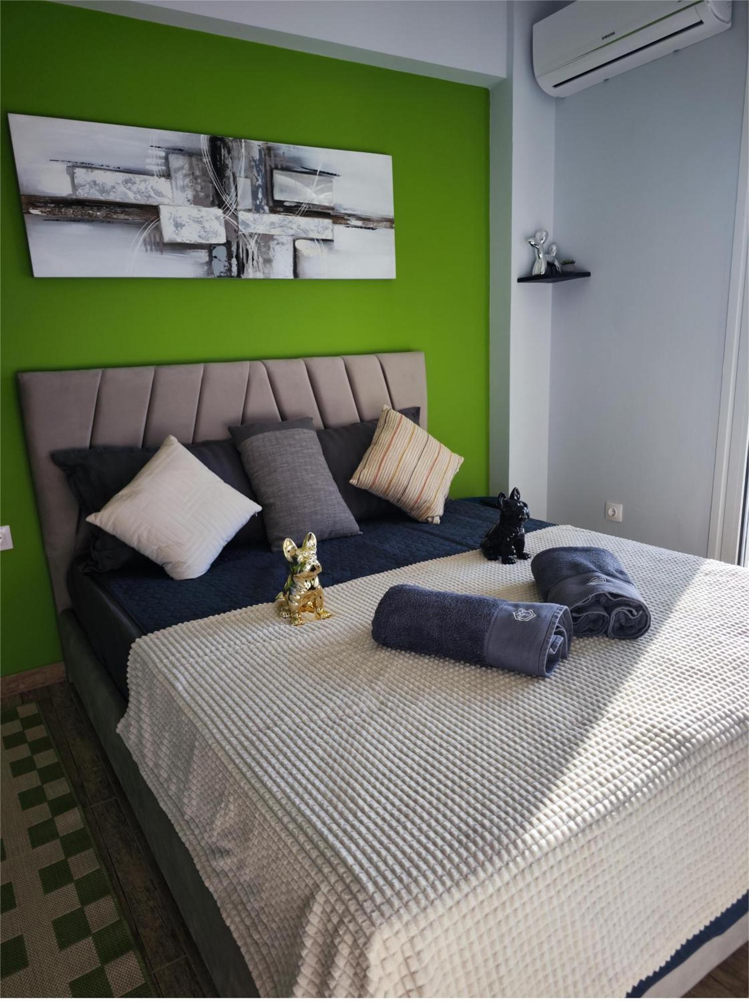 אתונה Glyfada Sunset Seaview Cozy Apartment A מראה חיצוני תמונה