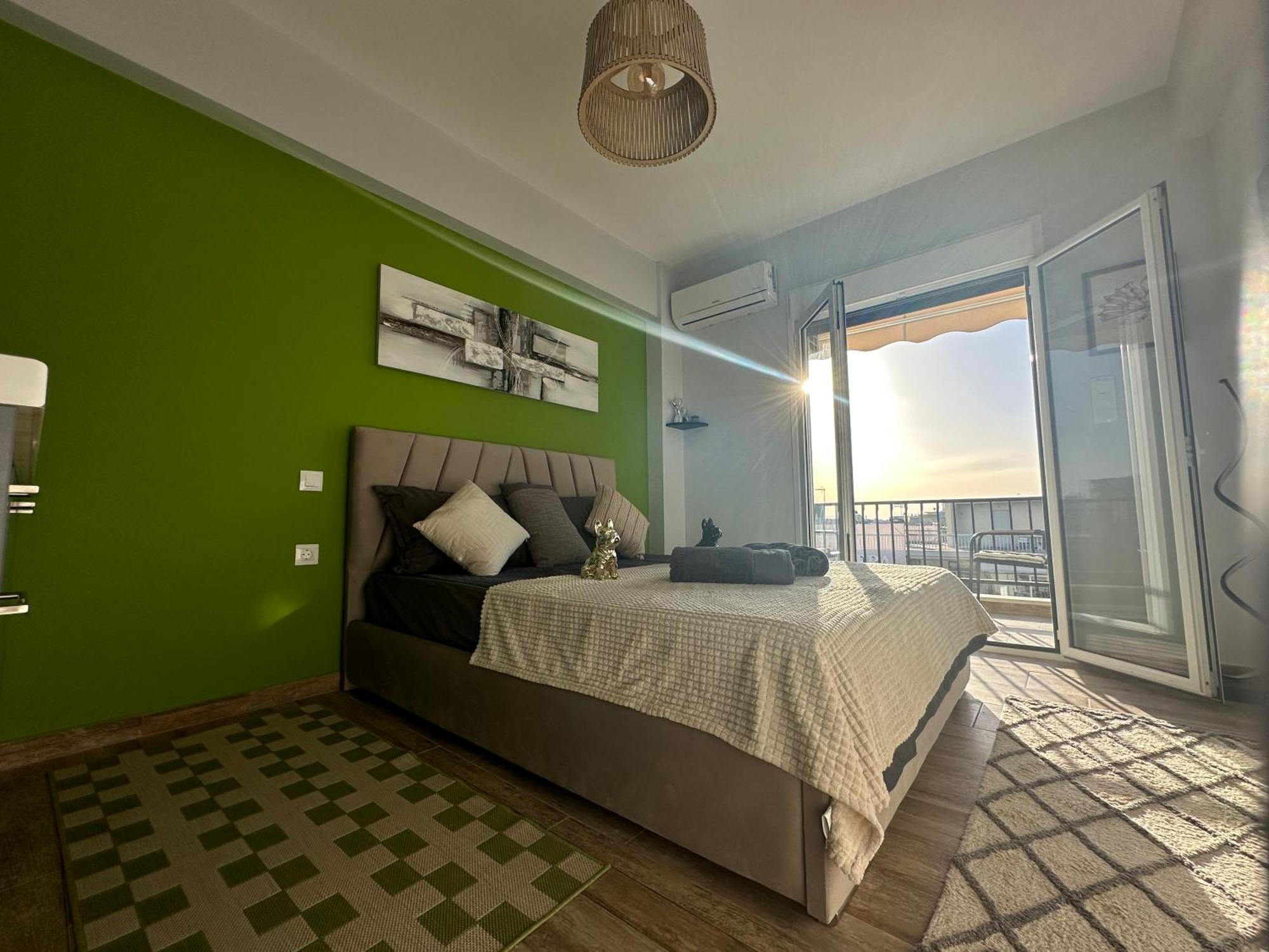 אתונה Glyfada Sunset Seaview Cozy Apartment A מראה חיצוני תמונה