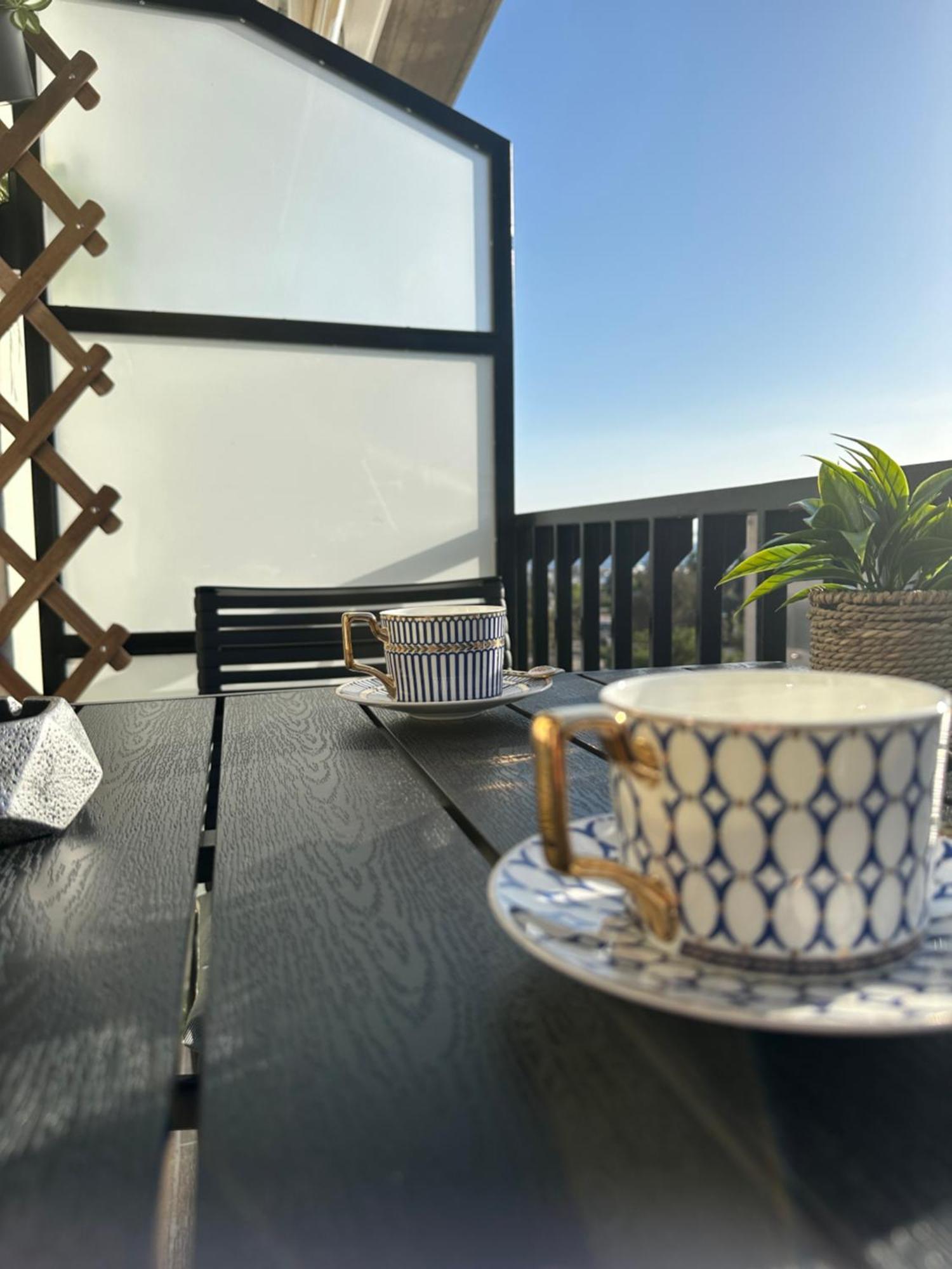 אתונה Glyfada Sunset Seaview Cozy Apartment A מראה חיצוני תמונה